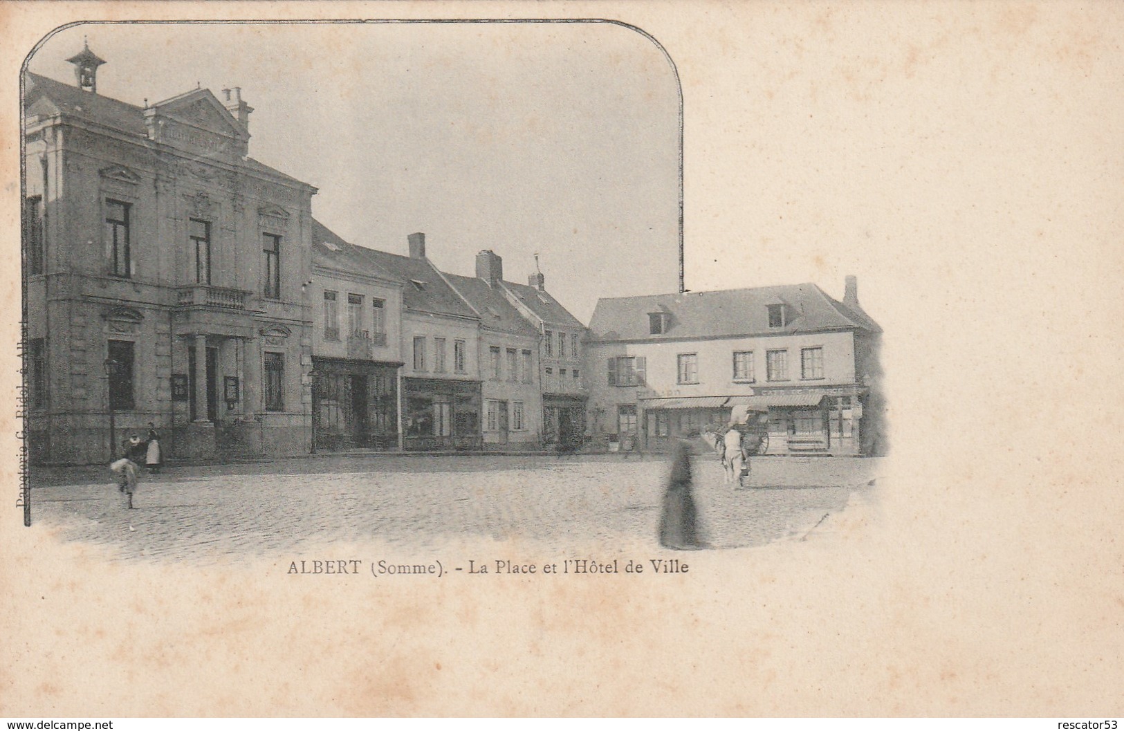 Rare Cpa Albert La Place De L'hôtel De Ville - Albert