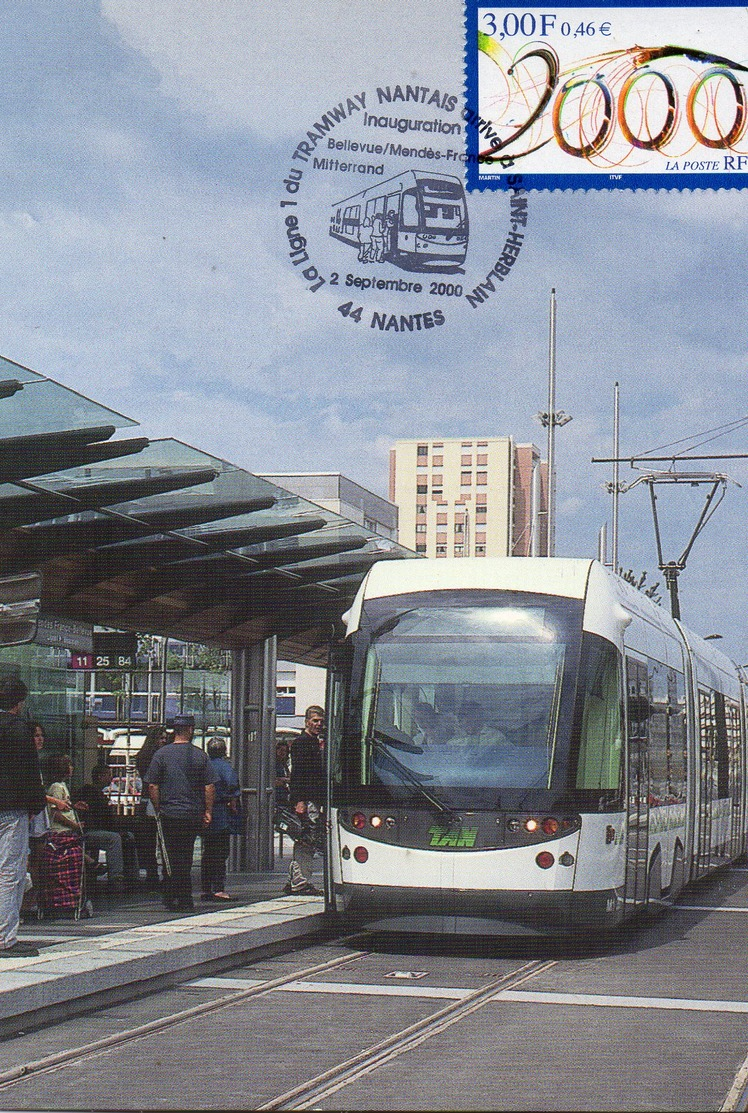 LOT DE 2 CARTES MAXIMUM -  LIGNE DE TRAMWAY NANTAIS .POSTE DANS LE TRAMWAY   - TAMPON 1ER JOUR A NANTES  - 2000.2003 - 2000-2009