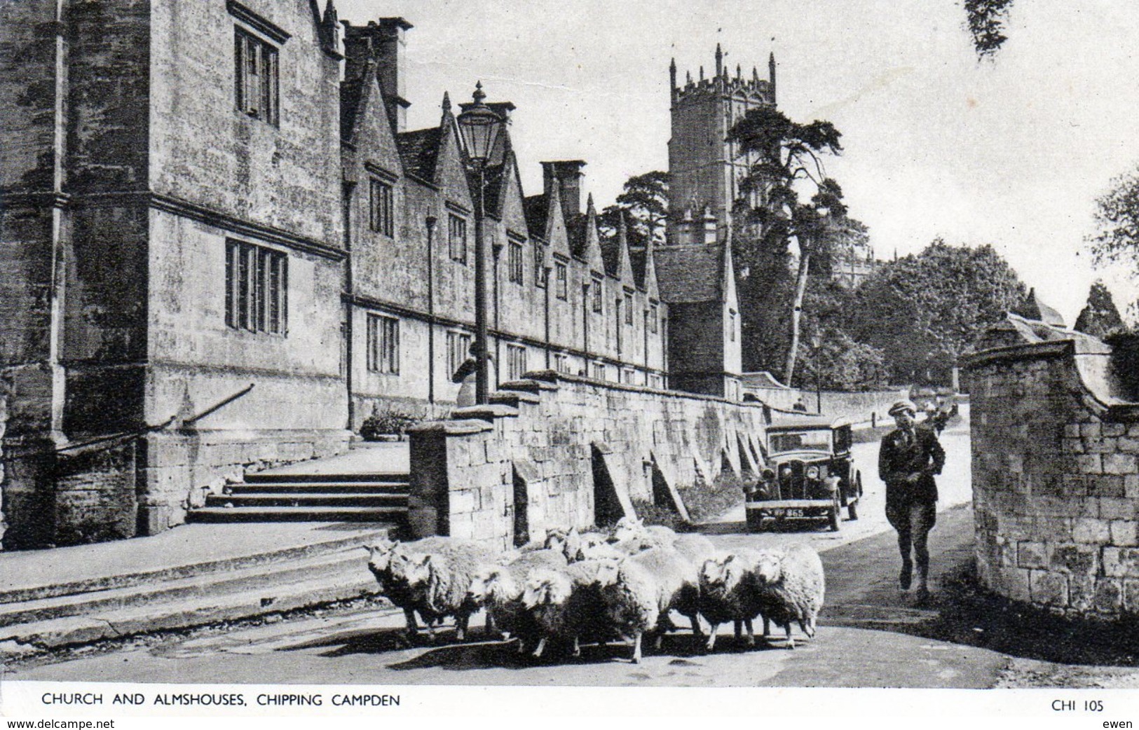 Chipping Campden. Church And Almshouses. (Sheeps On The Picture). - Otros & Sin Clasificación