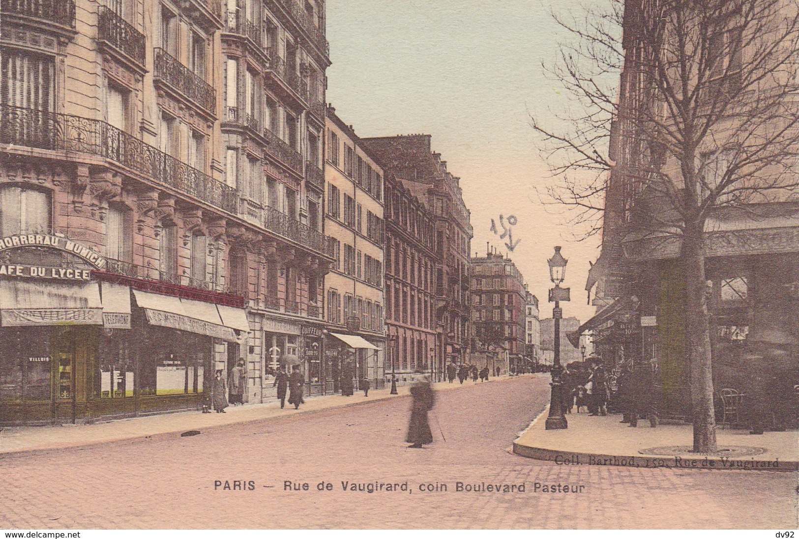 PARIS RUE DE VAUGIRARD COIN BOULEVARD PASTEUR - Arrondissement: 15