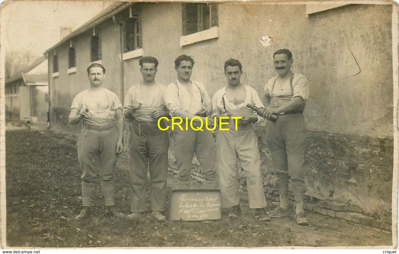 Guerre 14-18, Carte Photo De Poilus De La Vienne Et Des Deux-Sèvres à 4 Jours De La Démobilisation, Phot. Lemaens - Guerre 1914-18