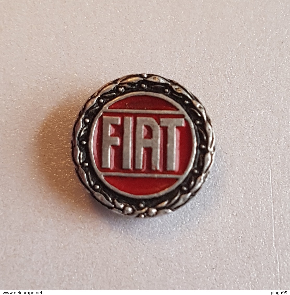 AUTO CAR FIAT DISTINTIVO  PIN BADGE - Fiat