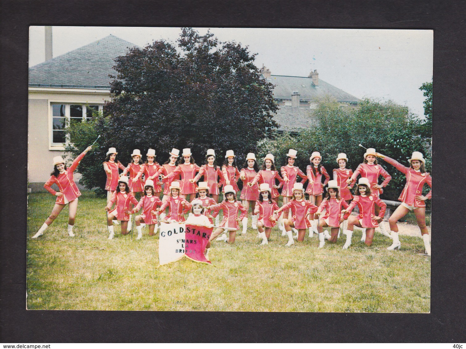 Majorettes.Groupes Folkloriques.Saint-Mars-la-Briere.72.Sarthe. Groupe Des Majorettes ( GOLD-STARS ) . - Autres & Non Classés