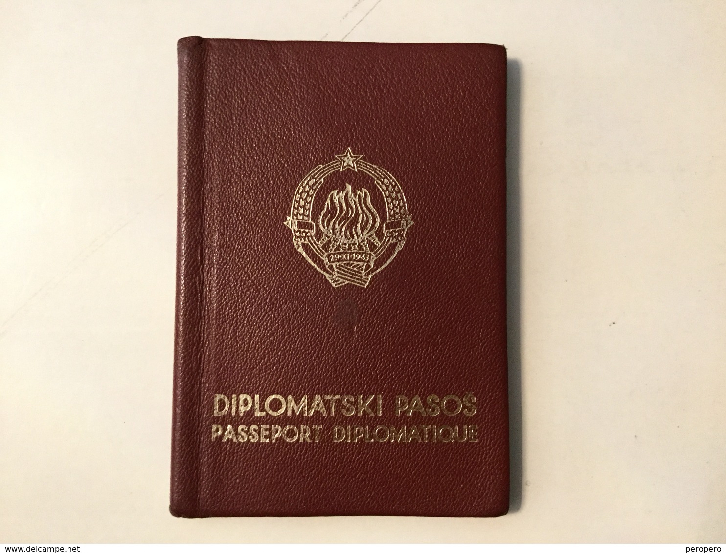 PASSPORT   REISEPASS  PASSAPORTO   PASSEPORT DIPLOMATIQUE  VISA 1967. : SUISSE , UK , ESPANA , USA , - Historische Dokumente