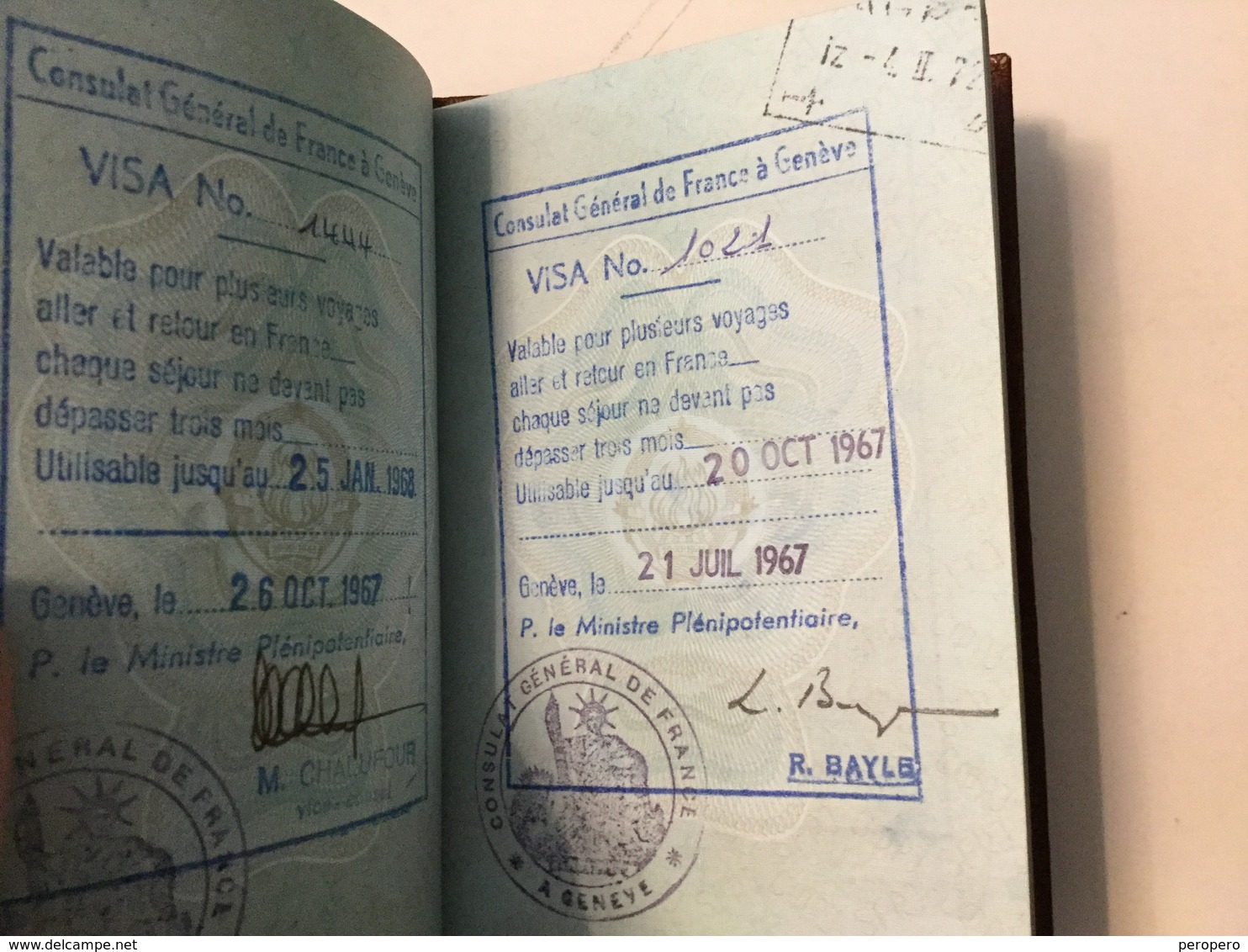 PASSPORT   REISEPASS  PASSAPORTO   PASSEPORT DIPLOMATIQUE  VISA 1967. : SUISSE , UK , ESPANA , USA ,