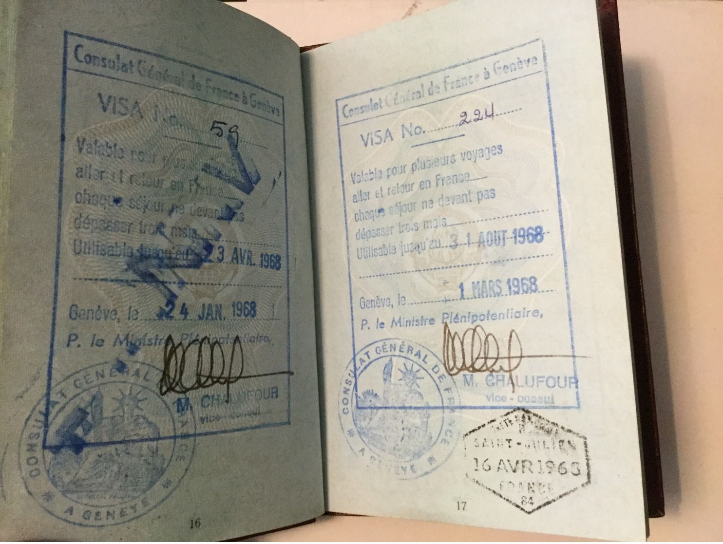 PASSPORT   REISEPASS  PASSAPORTO   PASSEPORT DIPLOMATIQUE  VISA 1967. : SUISSE , UK , ESPANA , USA ,