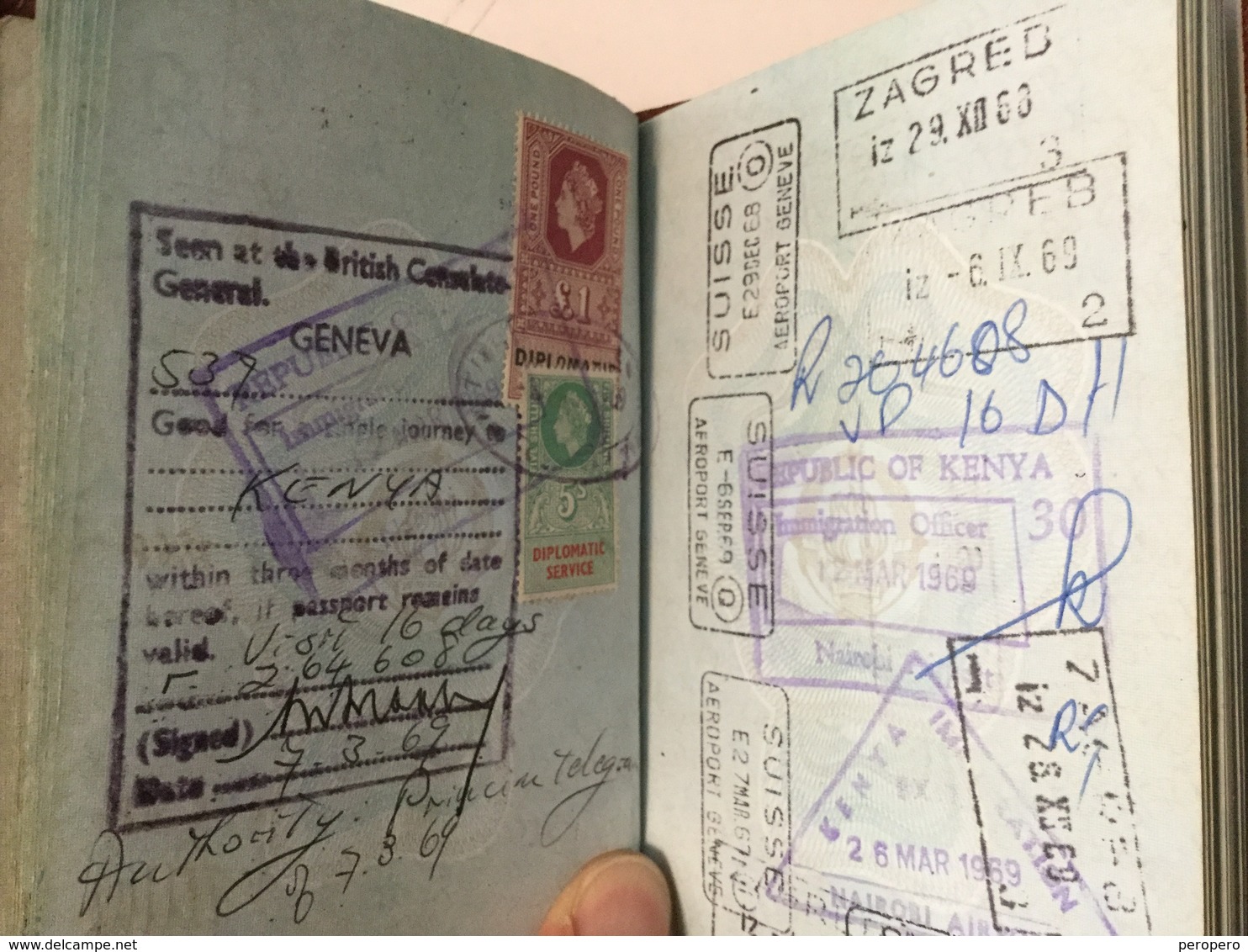 PASSPORT   REISEPASS  PASSAPORTO   PASSEPORT DIPLOMATIQUE  VISA 1967. : SUISSE , UK , ESPANA , USA ,