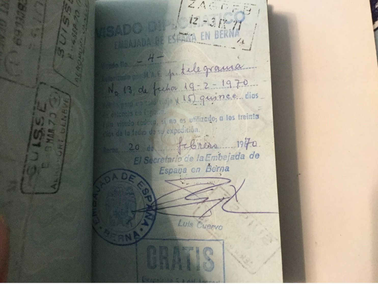 PASSPORT   REISEPASS  PASSAPORTO   PASSEPORT DIPLOMATIQUE  VISA 1967. : SUISSE , UK , ESPANA , USA ,