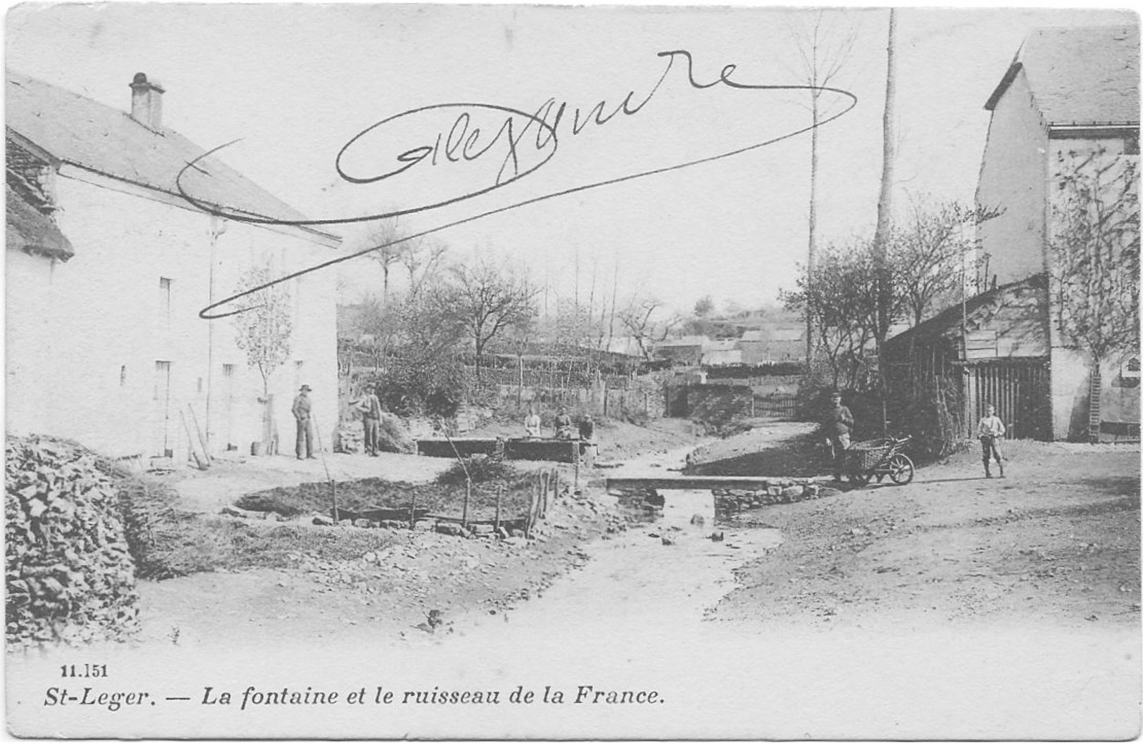 11.151 Sainr-Léger La Fontaine Et Le Ruisseau De La France 1907 - Saint-Léger