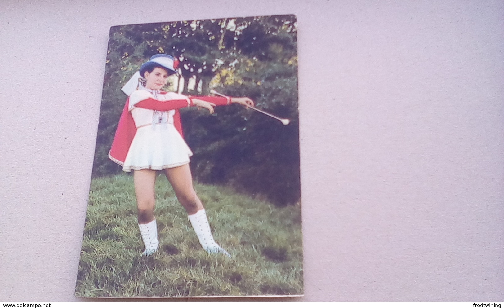 CARTE POSTALE MAJORETTES LES ROSES LUNEL 34 HERAULT CAPITAINE - Musique