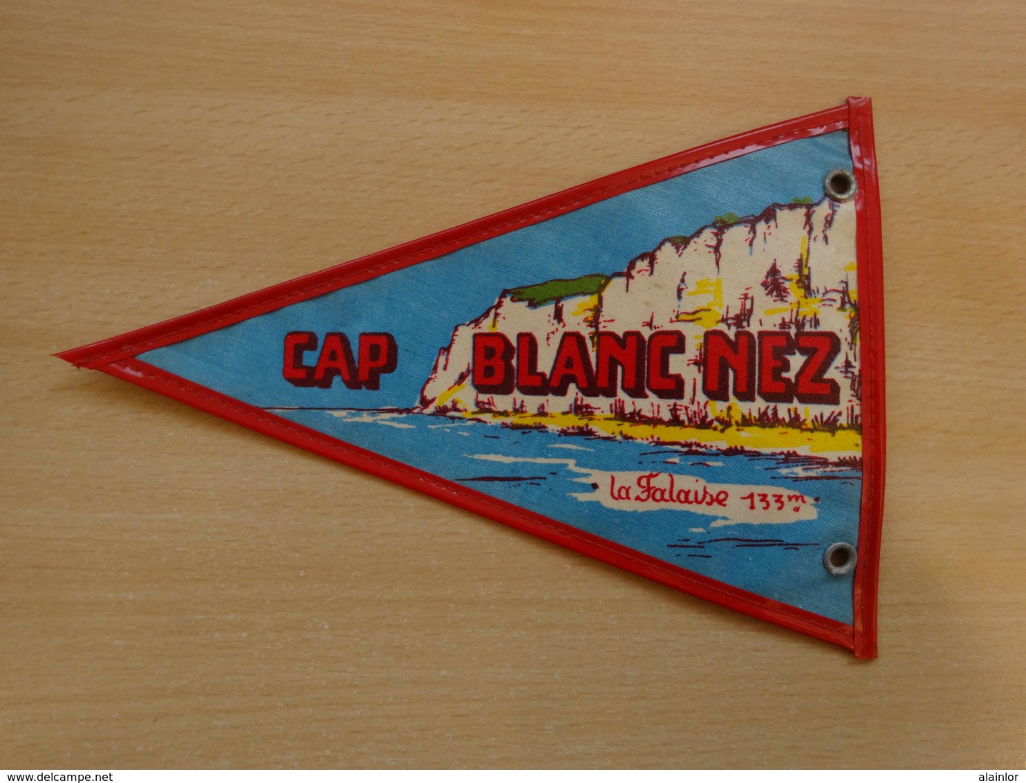 Fanion Touristique France CAP GRIS NEZ - CAP BLANC NEZ  (vintage Années 60) - (Vaantje - Wimpel - Pennant - Banderin) - Obj. 'Souvenir De'