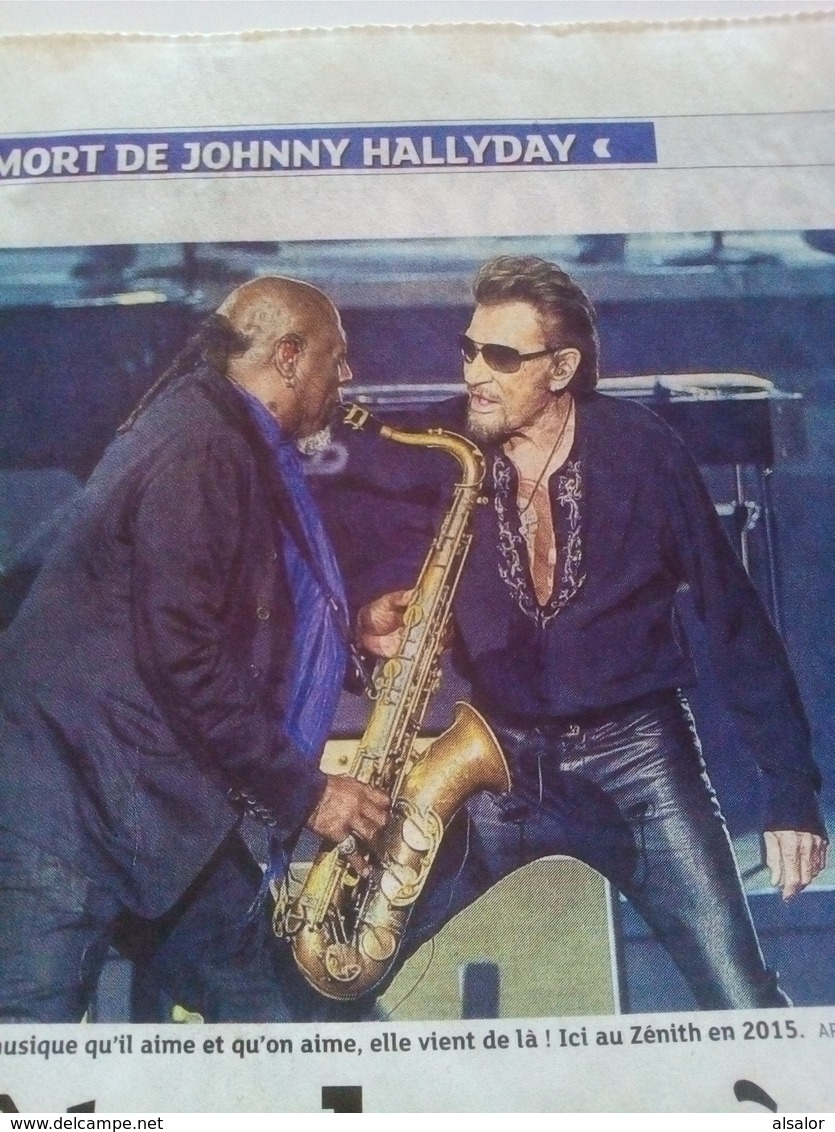 Journal DNA Dernières Nouvelles D' Alsace Johnny Hallyday Du 7 Décembre 2017 - 1950 - Nu