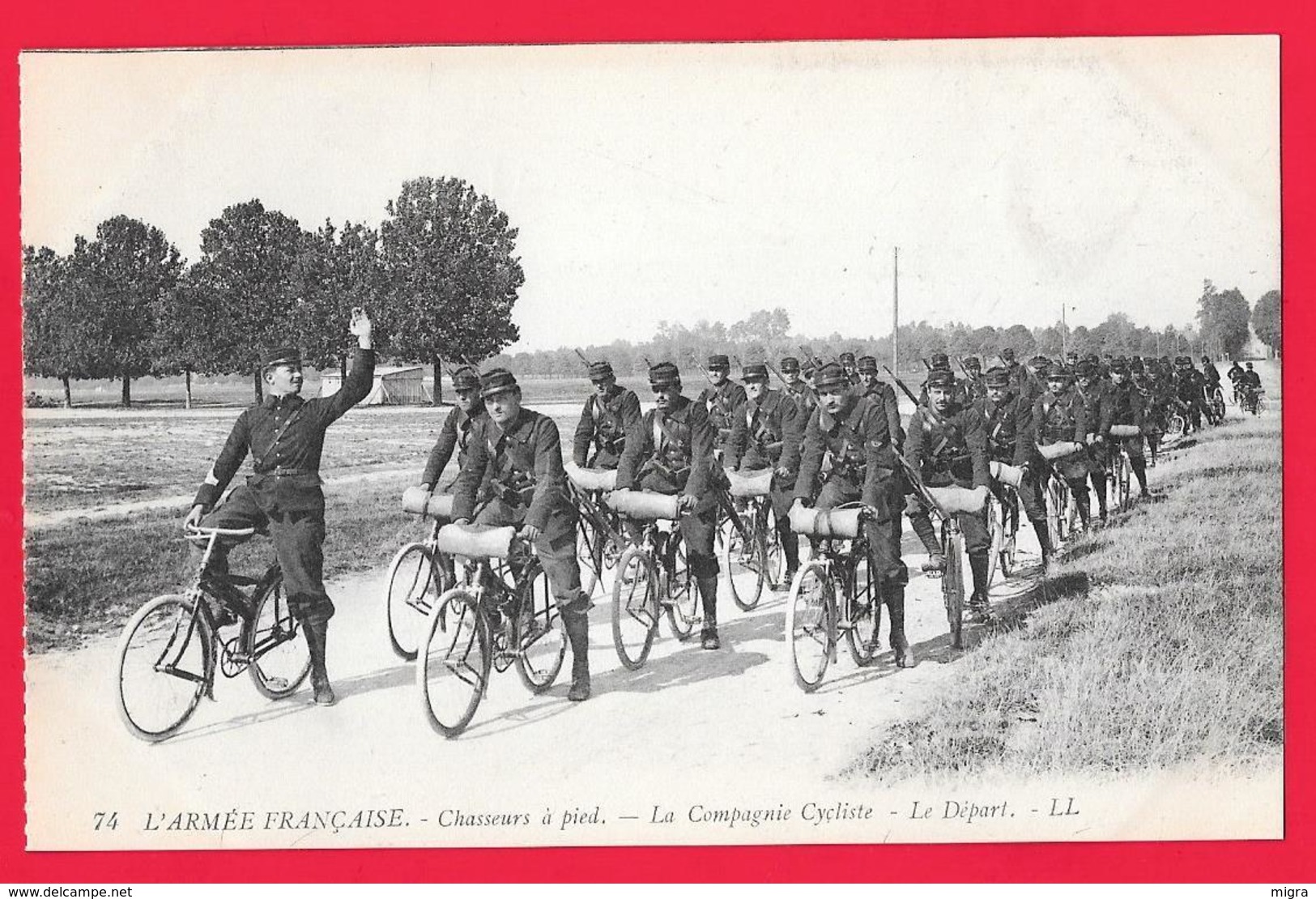 WW1 - MILITARIA -  L'ARMEE FRANCAISE -  Chasseurs à Pied La Compagnie Cycliste Le Depart - Guerre 1914-18