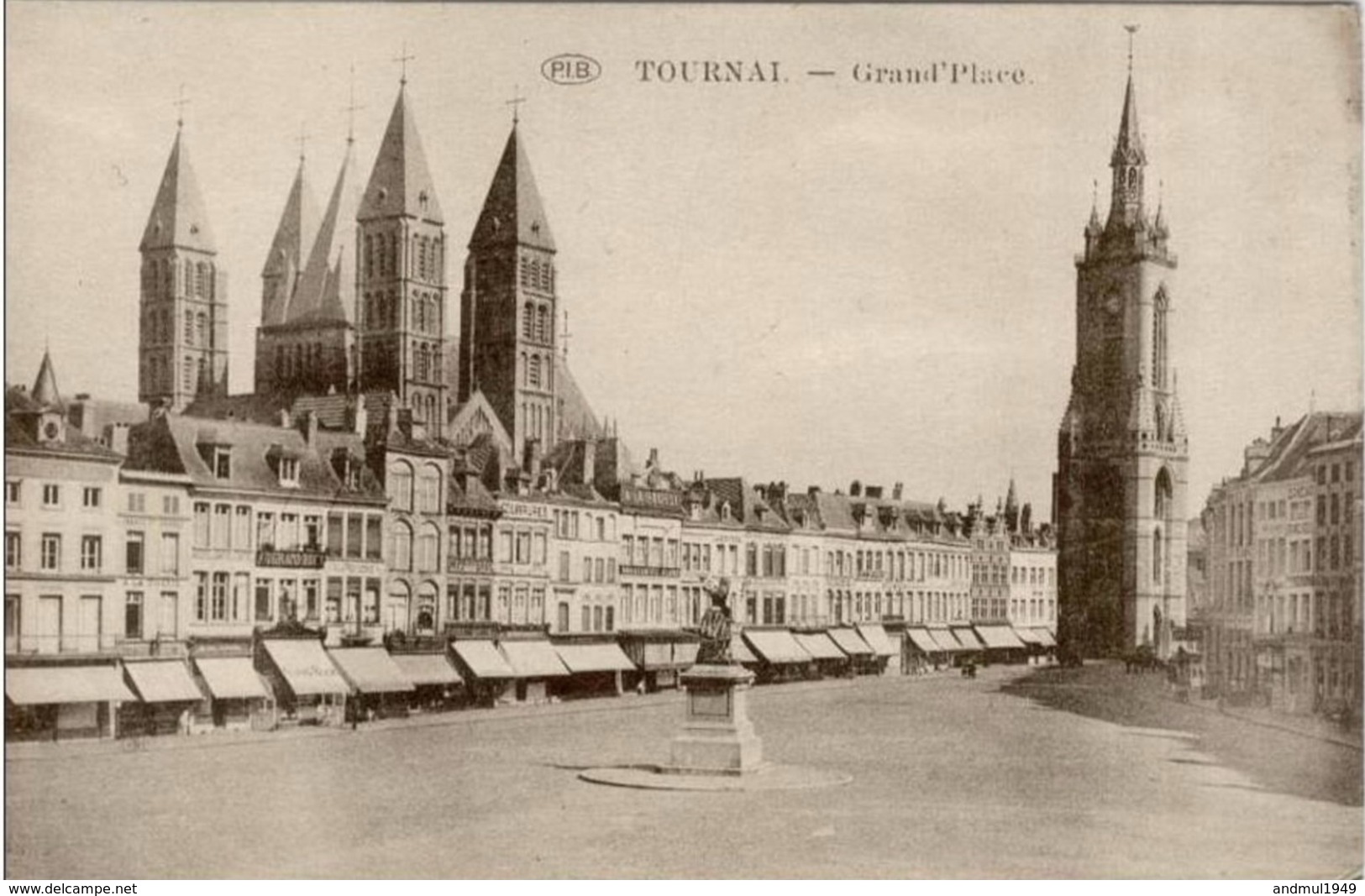TOURNAI - Grand'Place - Edition Dochy-Huynen, Tournai - Doornik