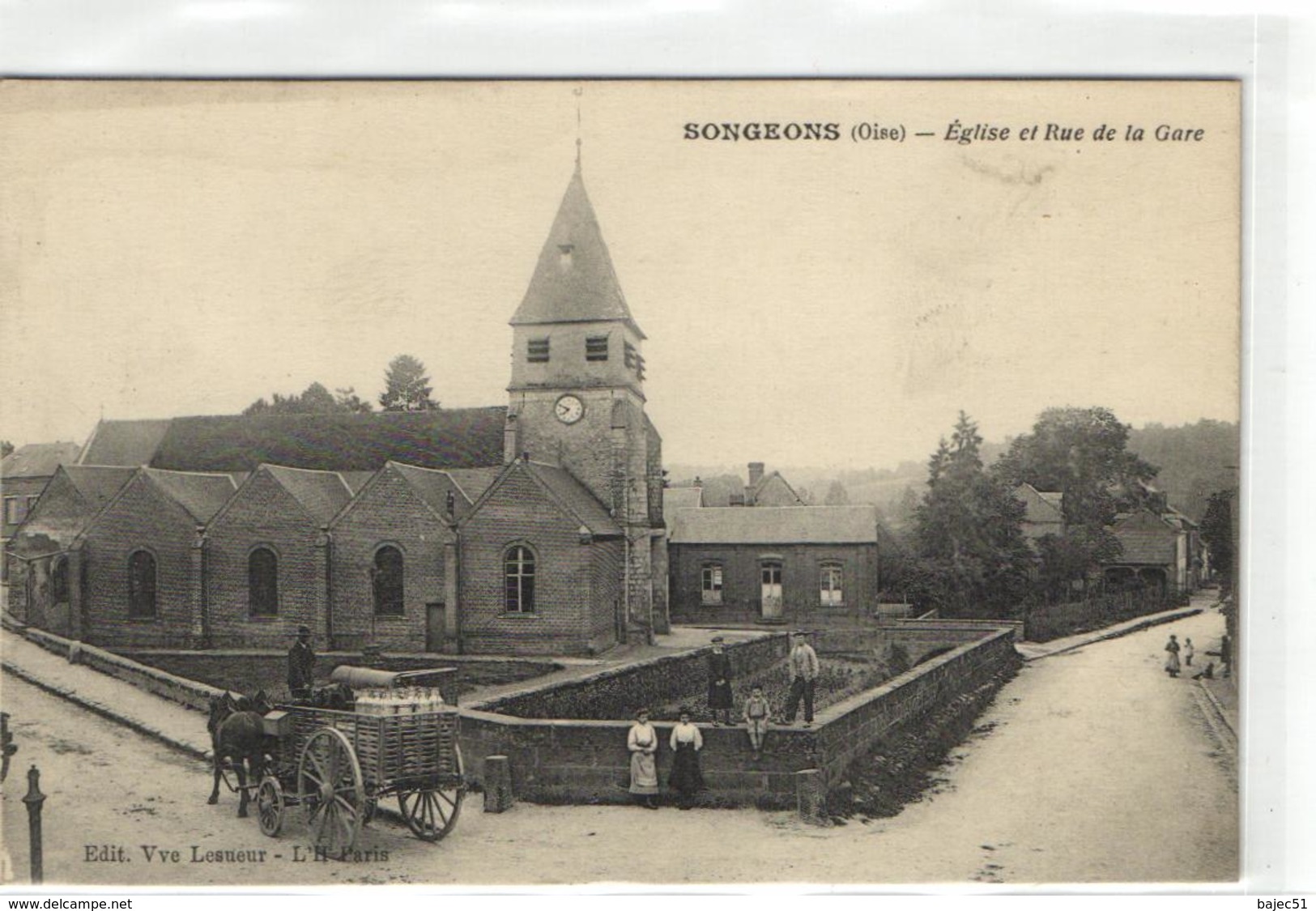 1 Cpa Songeons - église Et Rue De La Gare - Songeons