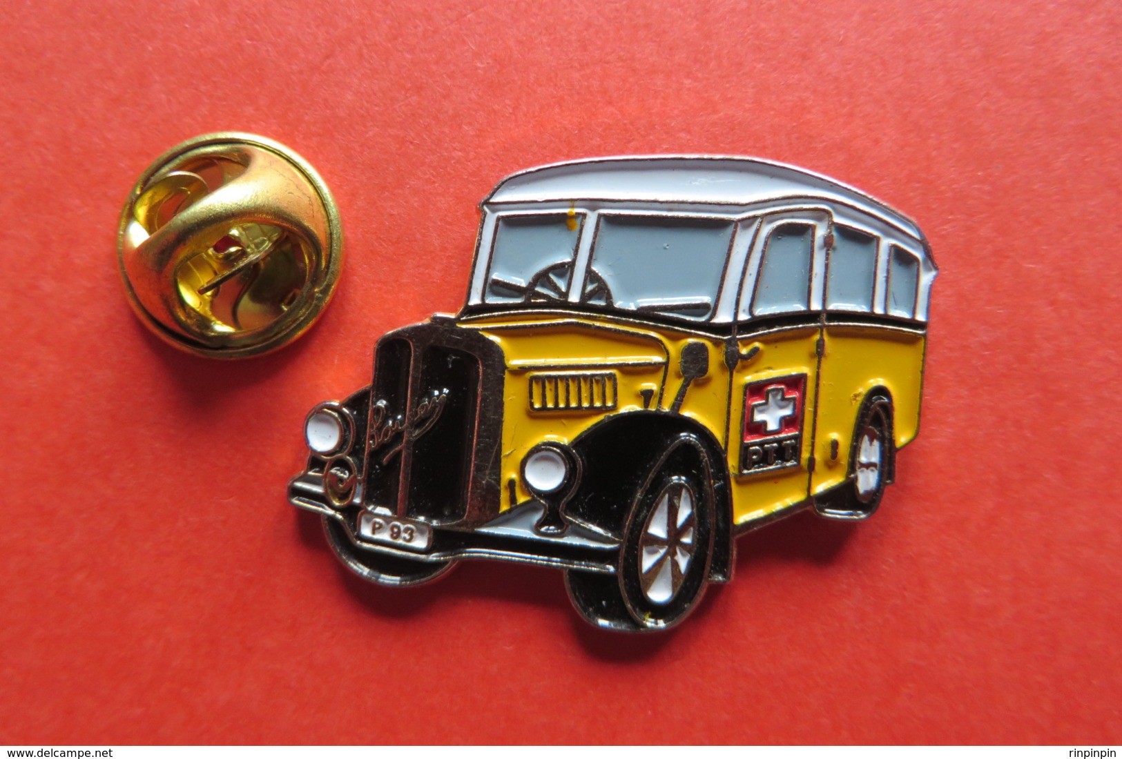 Pin's,Car,Bus,PTT, SAURER,Postauto,oldtimercar Postal,Suisse - Transportation