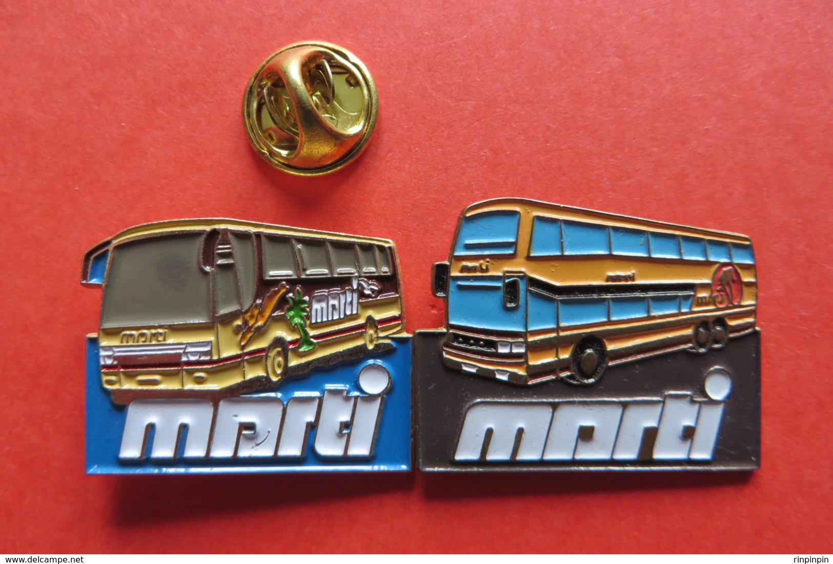 2 Pin's,Car,Bus,Transport,MARTI,Suisse - Transports
