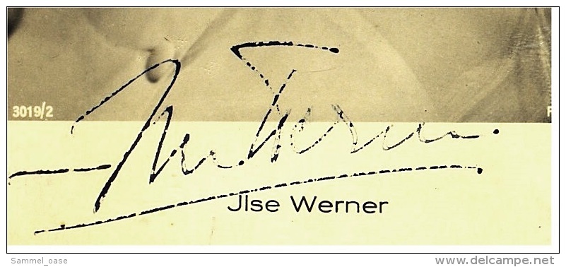 Autogramm Ilse Werner Handsigniert  - Portrait Ilse Werner  -   Schauspieler Foto Nr. A 3019/2 Von Ca.1940 - Autogramme