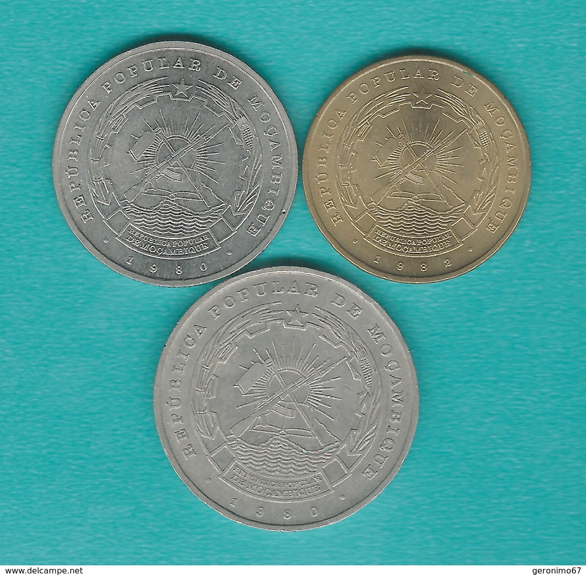 Mozambique - People's Republic - 1 (1982 - KM99) 10 (1980 - KM102) & 20 Meticais (1980 - KM103) - Mozambique