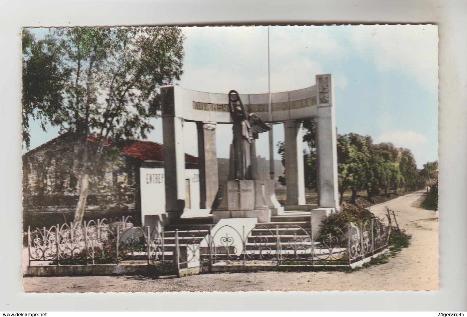 CPSM AZZABA EX. JEMMAPES (Algérie) - Le Monument Aux Morts - Other & Unclassified