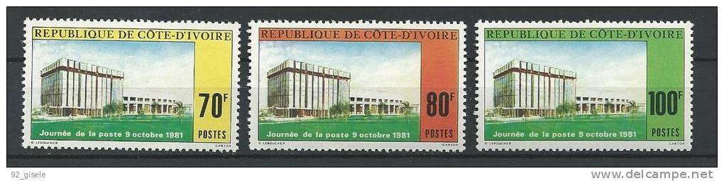 Cote Ivoire YT 598 à 600 " Journée De La Poste " 1981 Neuf** - Côte D'Ivoire (1960-...)