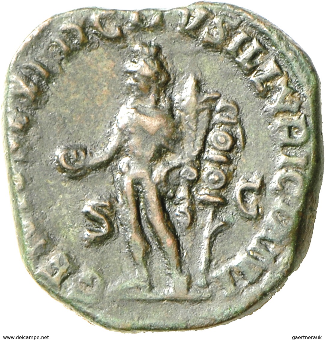 Traianus Decius (249 - 251): Traianus Decius 249-251: Sesterz, Rom, 15,54 G, RIC 117(b), Sehr Schön. - The Military Crisis (235 AD To 284 AD)