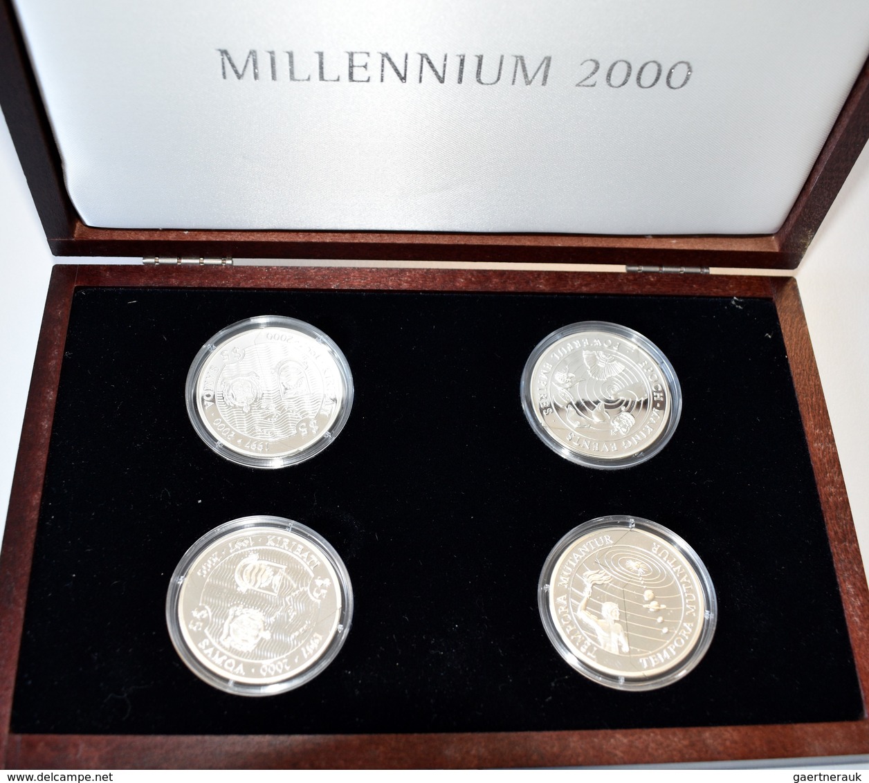 Kiribati: Kiribati/Samoa: Silbermünzenset Millennium 2000, 4 X 2-teilige Münzen 1997-2000, Silber 92 - Kiribati