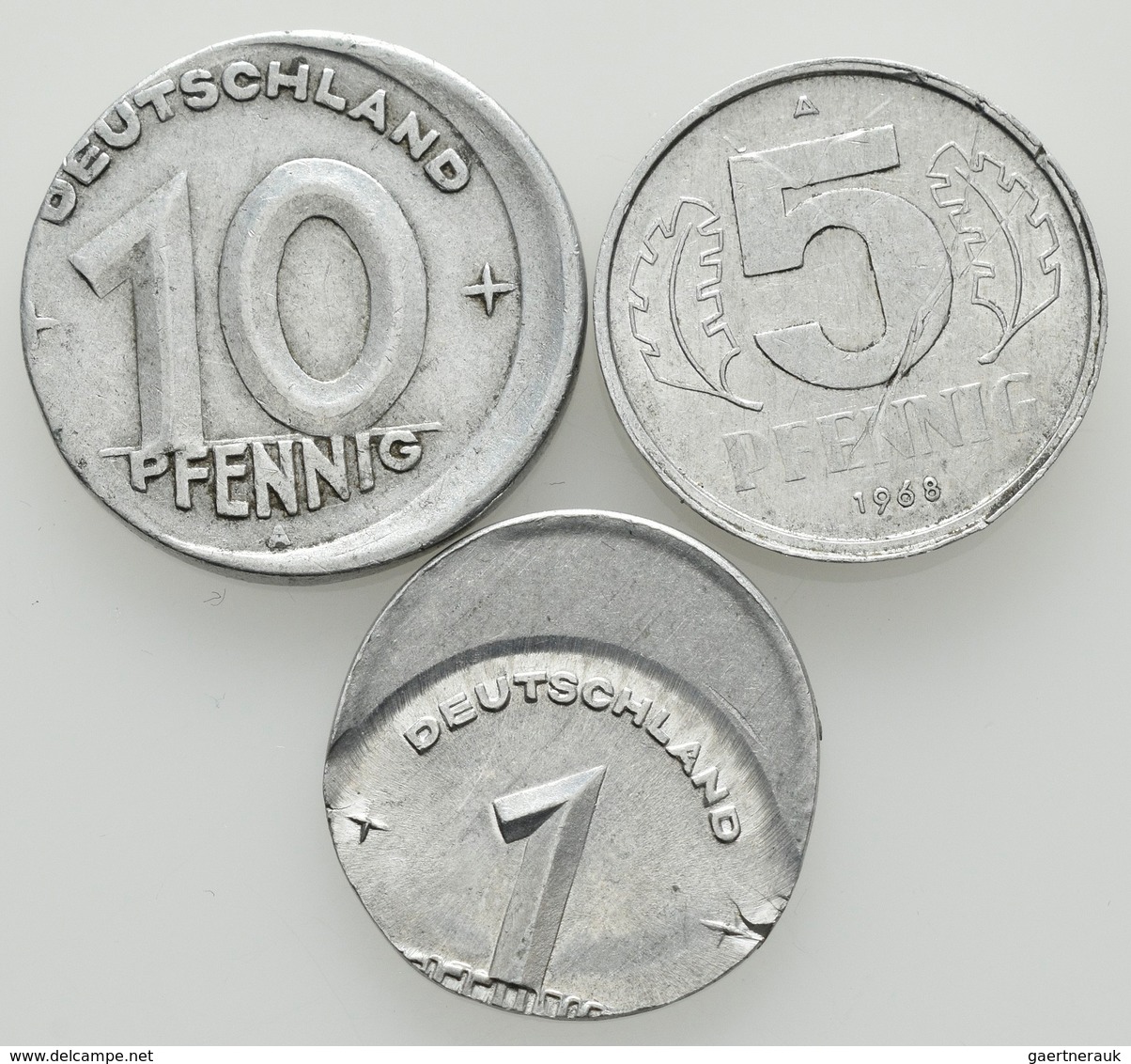 DDR: Fehlprägungen, Lot 3 Münzen: 1 Pfennig 1948/1950, Jaeger 1501, Ca. 30% Dezentriert; 10 Pfennig - Autres & Non Classés