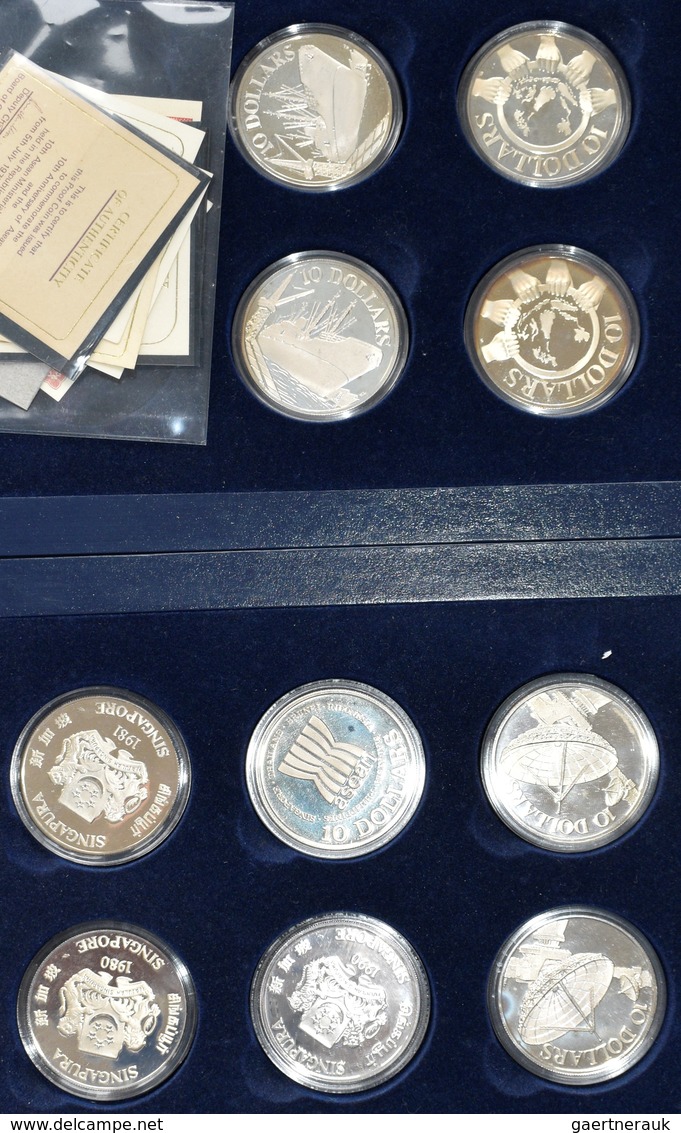 Singapur: Lot 10 Silbermünzen; 8 X 10 Dollars 1977 (4x, 2Varianten), 1978 (2x)1987, 1990 Und 2 X 50 - Singapur