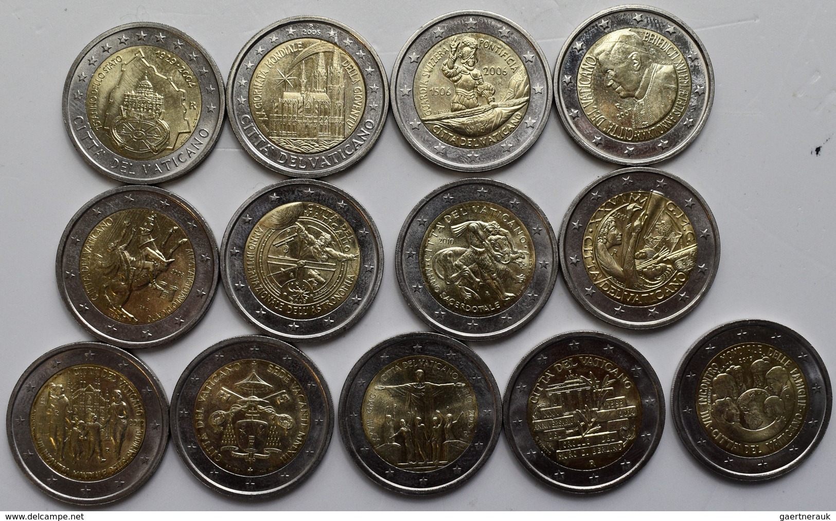 Vatikan: Sammlung 13 X 2 Euro Gedenkmünzen 2004-2015, Lose - Ohne Blister. Die Sammlung Beinhaltet F - Vaticaanstad