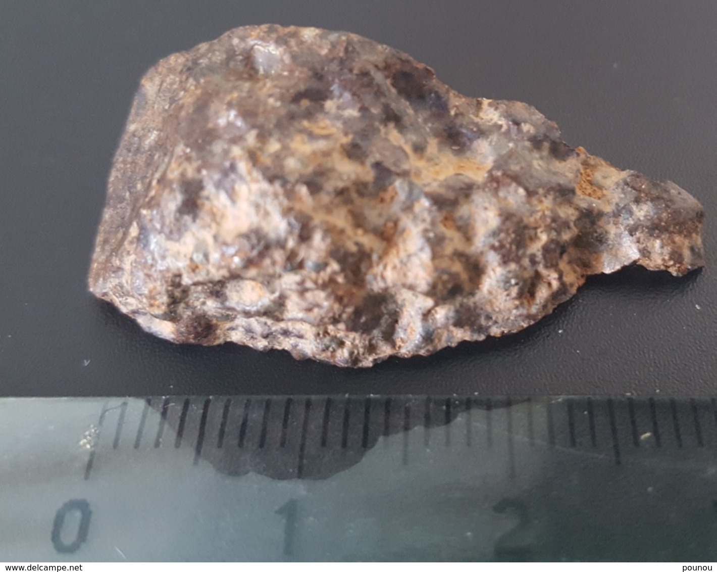 - MÉTÉORITE - NORTH WEST AFRICA - 7.84 G - Meteoriti