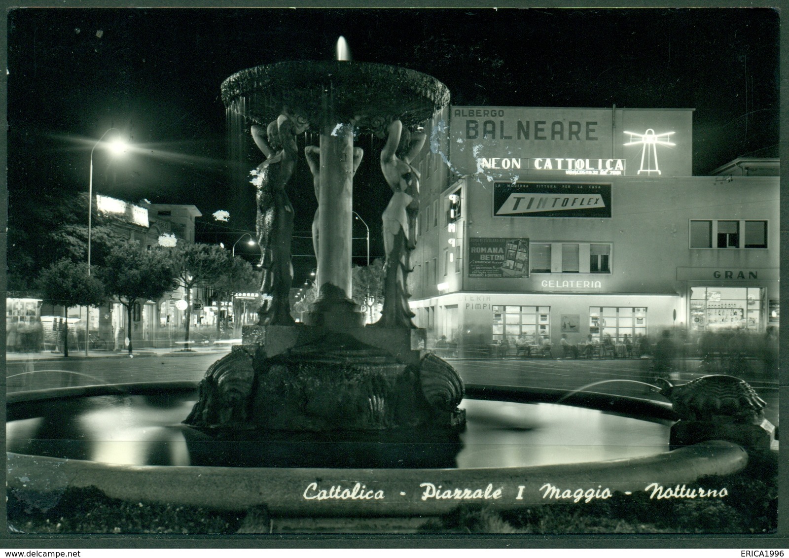 CARTOLINA - RIMINI - CV666 CATTOLICA (Rimini RN) Piazzale 1° Maggio, Notturno, FG, Viaggiata 1959, Ottime Condizioni - Rimini