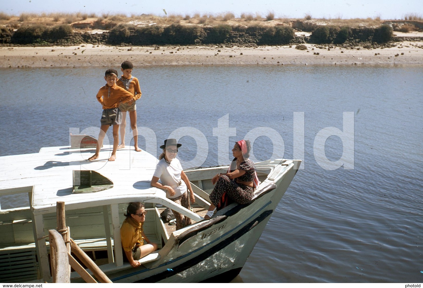 1972 RIVER BOAT PORTUGAL  AMATEUR 35mm DIAPOSITIVE SLIDE Not PHOTO No FOTO B3336 - Diapositives (slides)