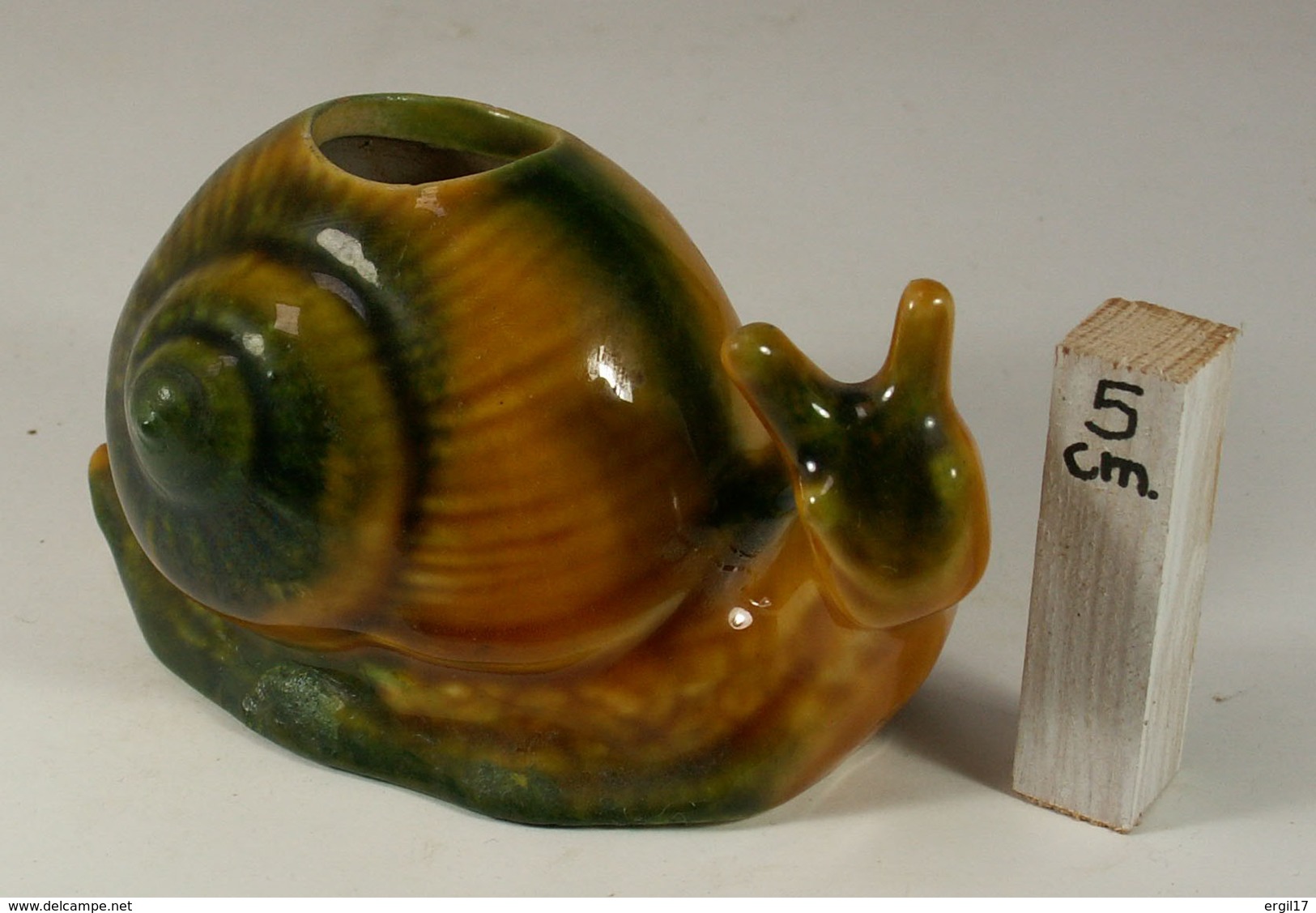 Escargot - lot de 6 objets - Grosse bougie, thermomètre, peluche, poêlon, magnet, bibelot en céramique