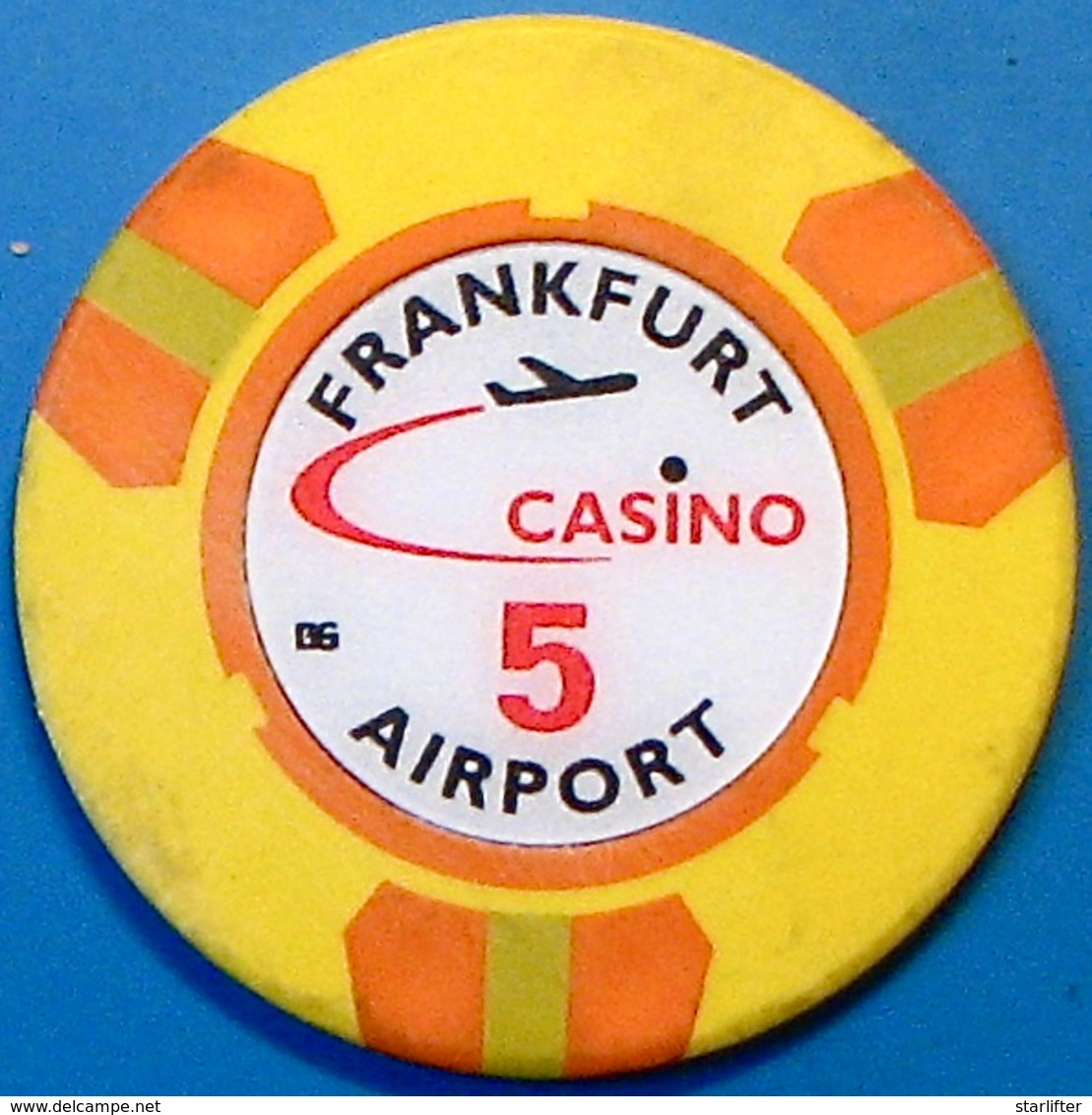 DM5 Casino Chip. Frankfurt Airport, Frankfurt, Germany. N42. - Casino