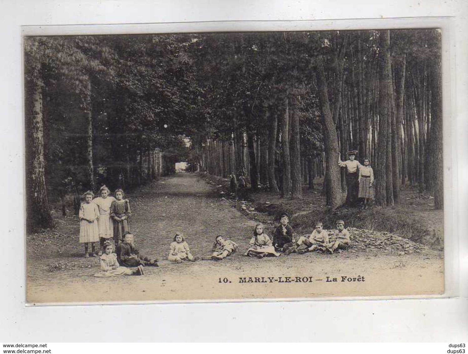 MARLY LE ROI - La Forêt - Très Bon état - Marly Le Roi