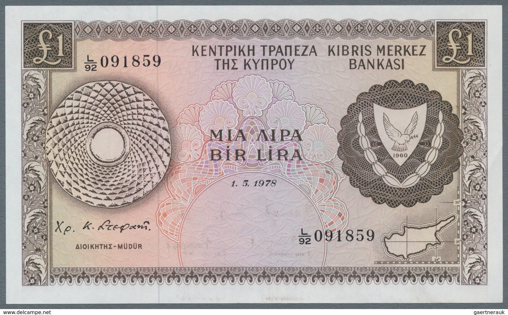 Europa: Large Collection Of About 600 Banknotes From Europa In Collectors Album, Mostly In UNC Condi - Otros – Europa