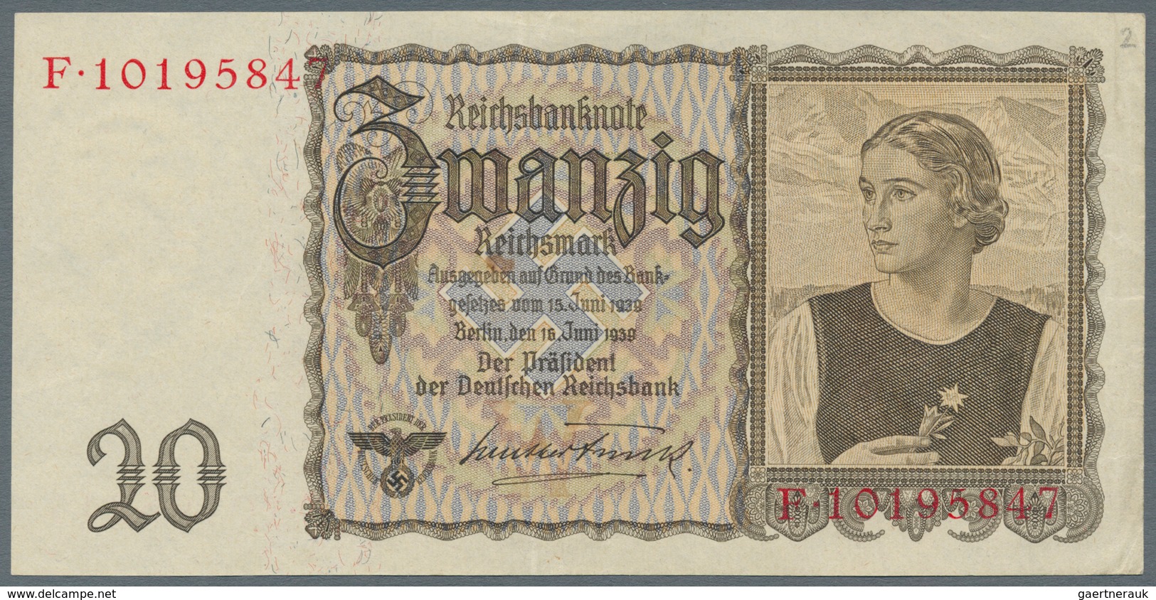 Europa: large collection of about 600 banknotes from Europa in collectors album, mostly in UNC condi