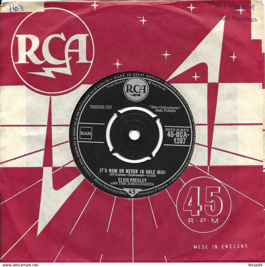 SP 45 RPM (7")   Elvis Presley  "  It's Now Or Never (O Sole Mio)  " Angleterre - Rock
