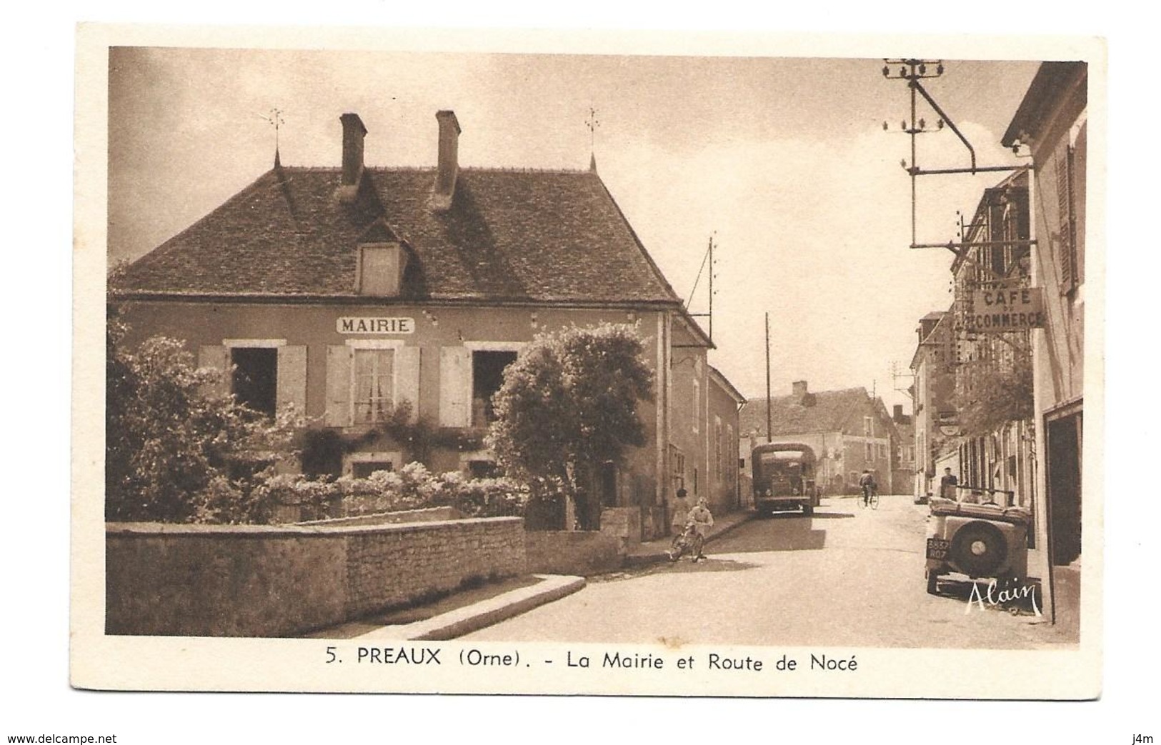 61/ ORNE...PREAUX: La Mairie Et Route De Nocé - Autres & Non Classés