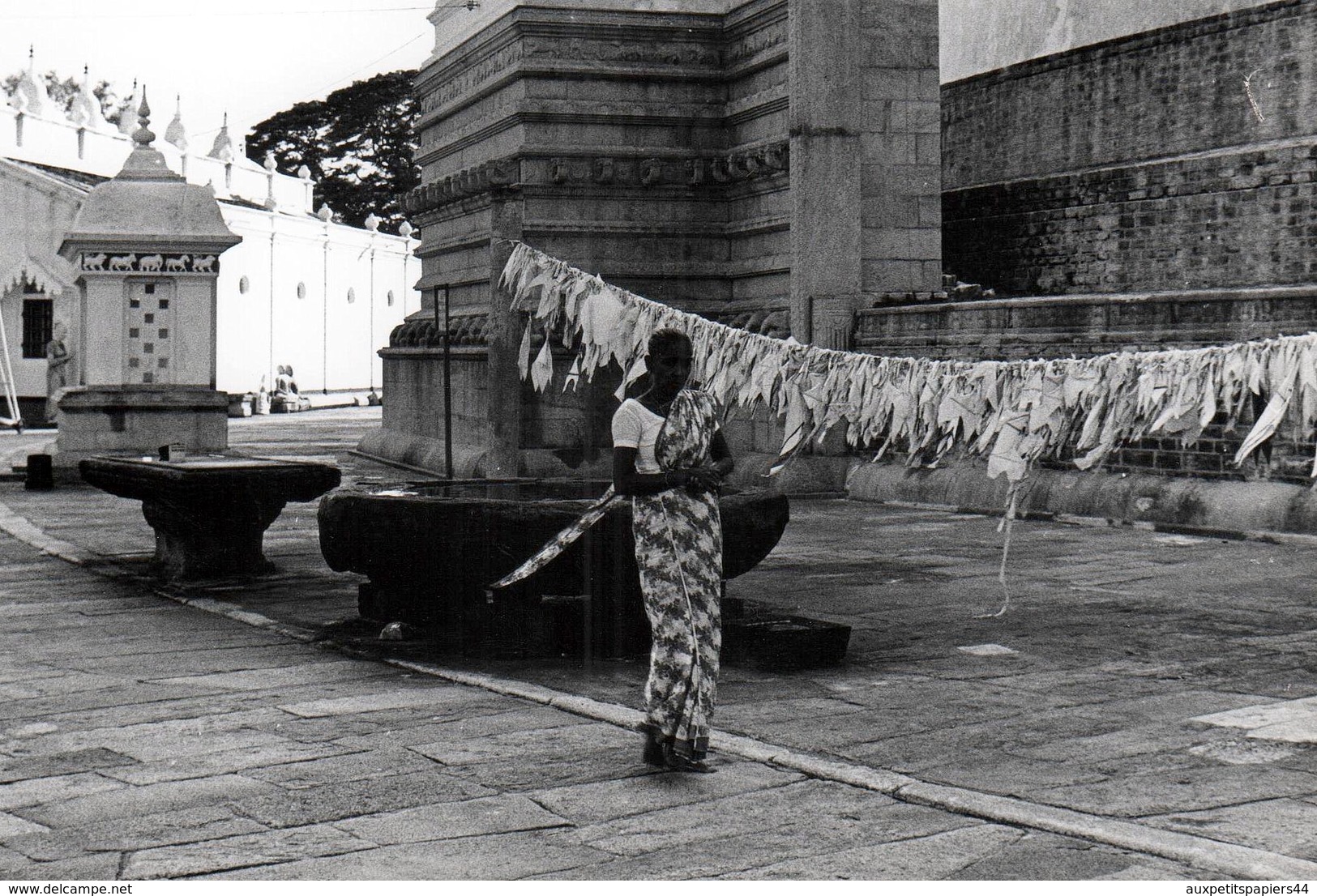 Gde Photo Originale Voyage En Inde En 1967, Khajuraho, Sanchi, Anaradhapura, Population & Scène De Vie भारत गणराज्य - Lieux