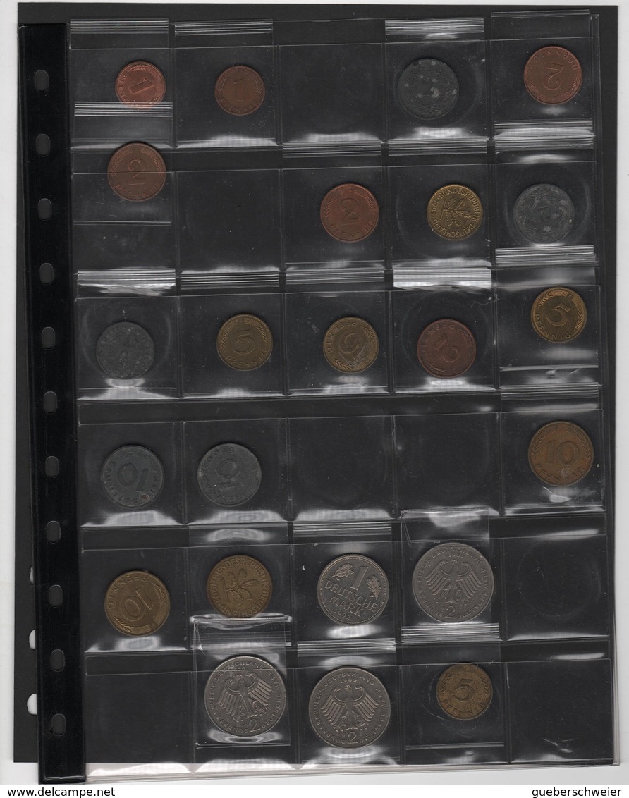 collection de 135 pièces françaises + 23 allemandes dans classeur avec boitier Coins