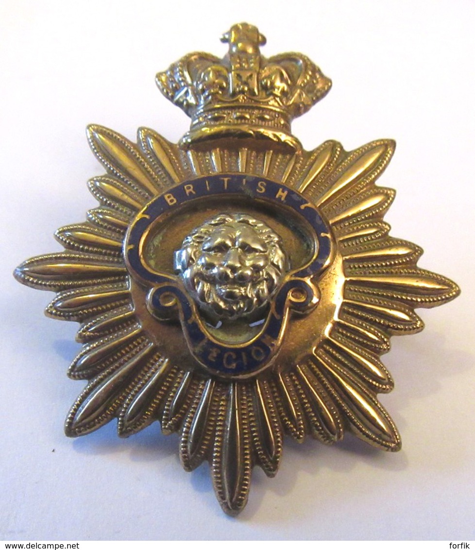 Royaume-Uni - Insigne Militaire British Legion En Métal Doré Et émail - 5 X 4,4 Cm Environ - Other & Unclassified