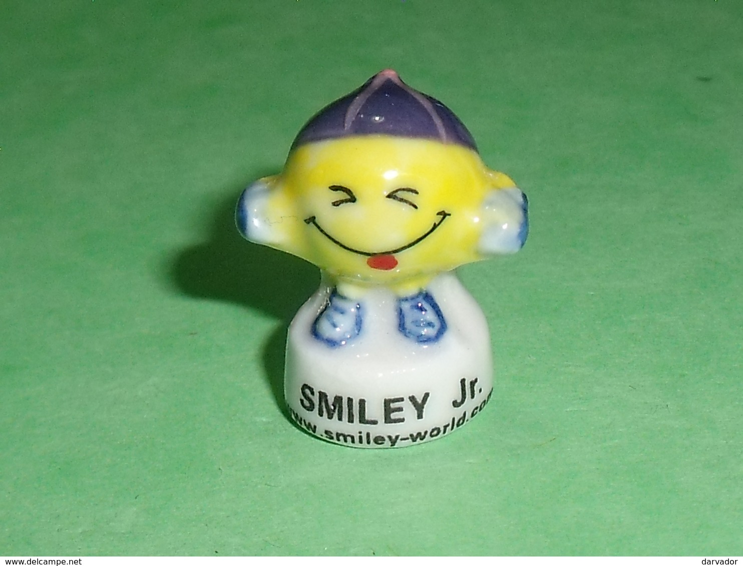 Fèves / Fève / Personnages : Smiley Junior Et Smilette , 2003 P 96 , Smiley Gourmand  T146 - Personnages