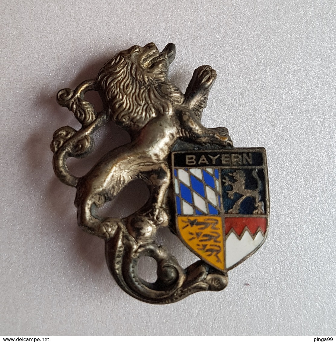 OLD COAT OF ARMS CITIES BAYERN GERMANY PIN BADGE - Villes