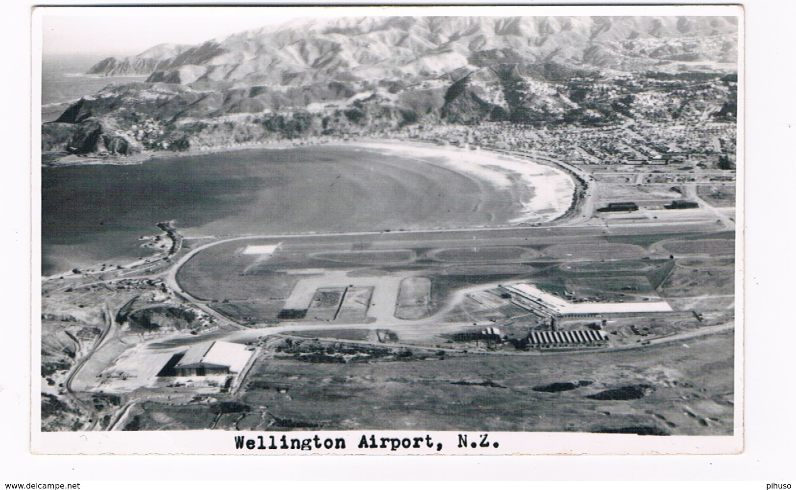 NZ-48  WELLINGTON : Airport ( New-Zealand) - Aerodromes