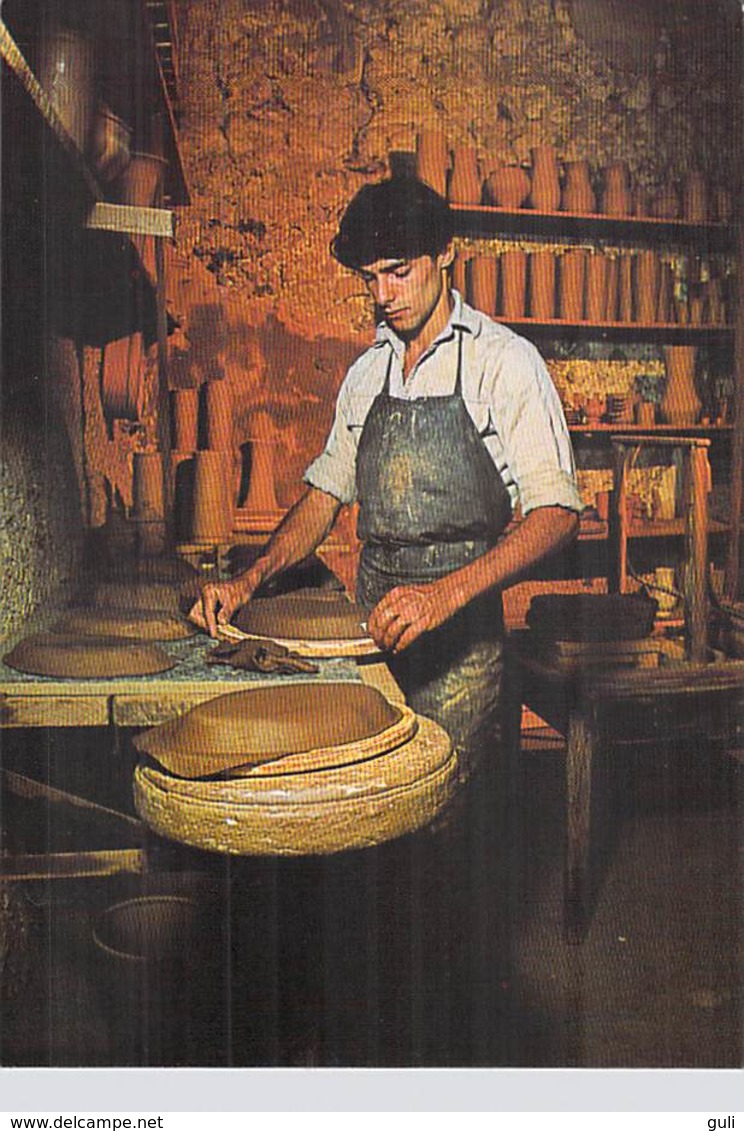 04] Alpes De Haute Provence-MOUSTIERS SAINTE MARIE  L'Atelier De J.M.V. FINE Faïence Poterie L'Estompage (métier Artisan - Sonstige & Ohne Zuordnung