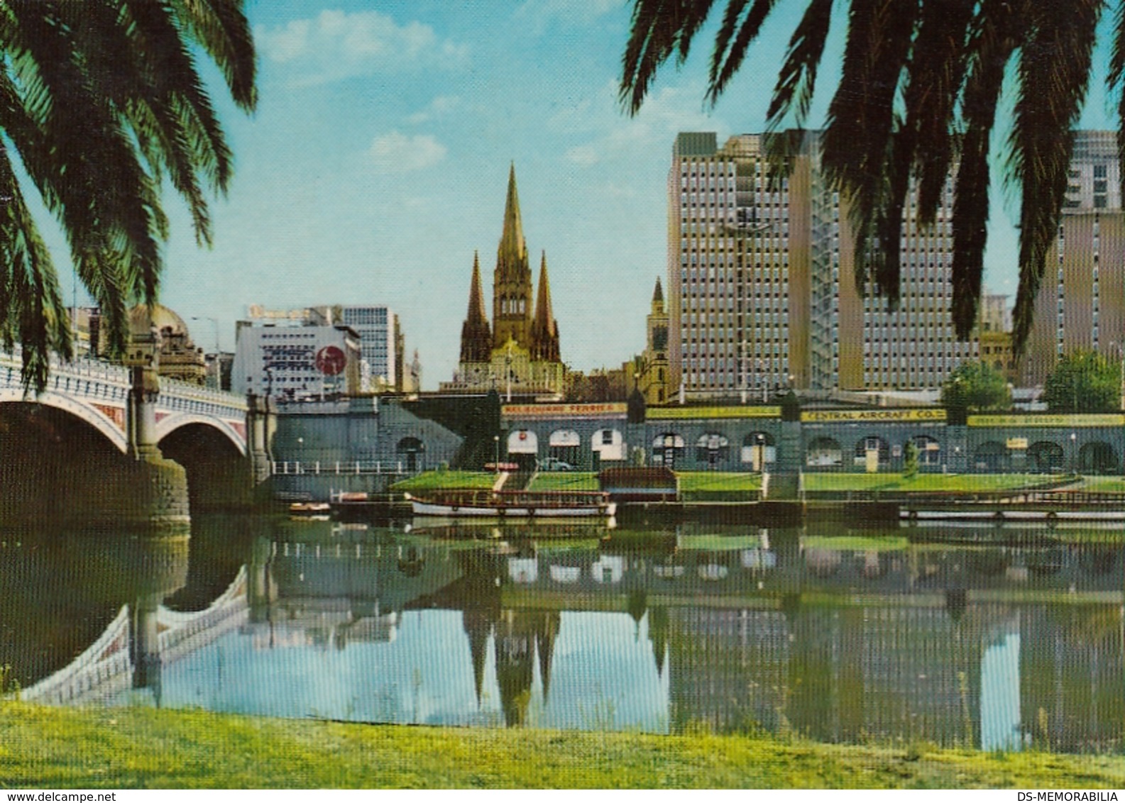 Melbourne - River Yarra 1969 - Melbourne