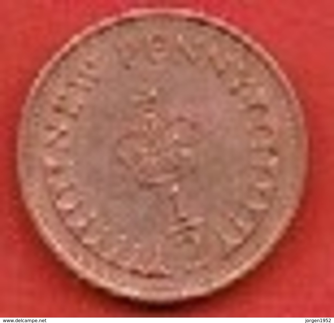 GREAT BRITAIN  #  1/2 NEW PENNY FROM 1976 - 1/2 Penny & 1/2 New Penny