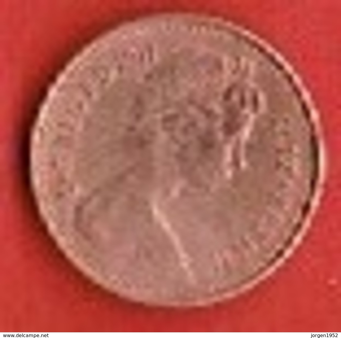 GREAT BRITAIN  #  1/2 NEW PENNY FROM 1971 - 1/2 Penny & 1/2 New Penny